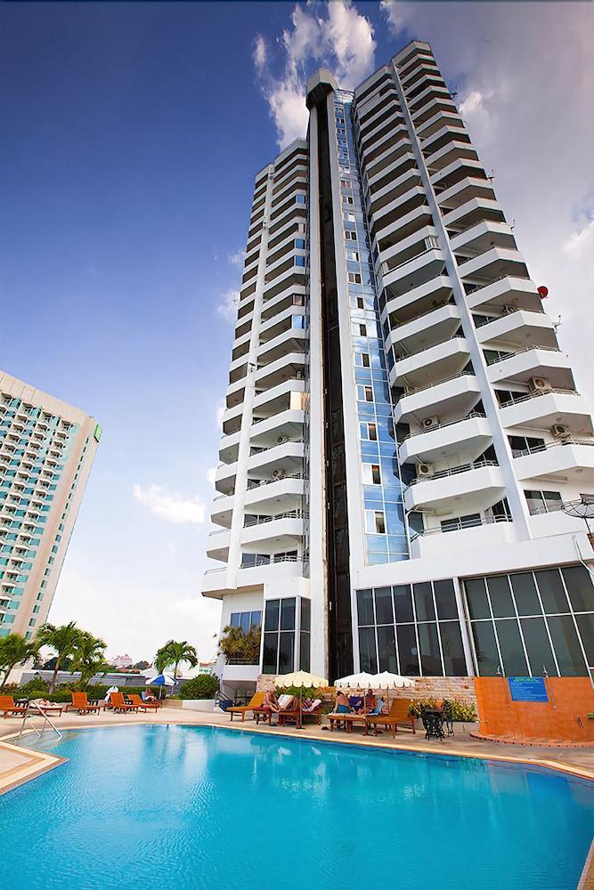 Markland Beach View Pattaya Esterno foto