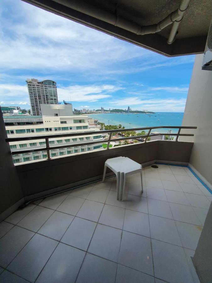 Markland Beach View Pattaya Esterno foto