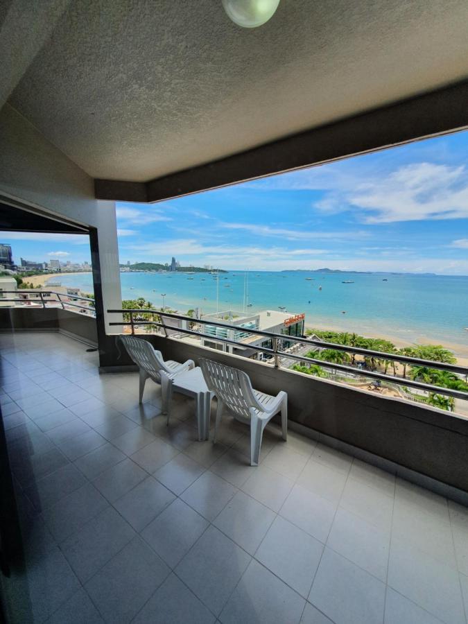 Markland Beach View Pattaya Esterno foto